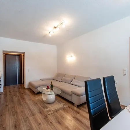 103 Apartament